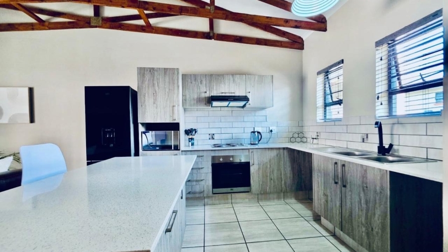 3 Bedroom Property for Sale in Waterkloof East North West